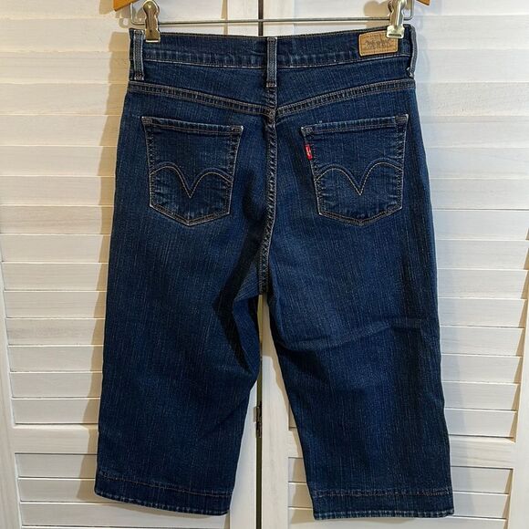 Levi's 512 Jean Size 6 Capri Perfectly Slimming Denim - Picture 3 of 12